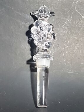Vintage Mikasa Diamond Fire Wine Crystal Glass Grape Cluster Wine Bottle Stopper